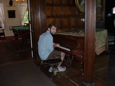 Sonnenberg Gardens and Mansion 001